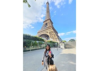 Between Entrepreneurship & Motherhood: Navigating Both Worlds