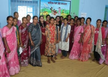 Khavda IVC Power Transmission Ltd Empowers Women Through a Menstrual Hygiene Awareness Initiative in Kaprada