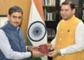 Cultural Envoy Sundeep Bhutoria Calls on West Bengal Governor; Presents Handwritten Copy of Tagore’s Gitanjali