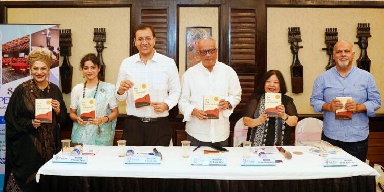 Aritra Sarkar Unveils His Powerful Narrative “Are You Lonesome?” at Casa Broadway, Kolkata