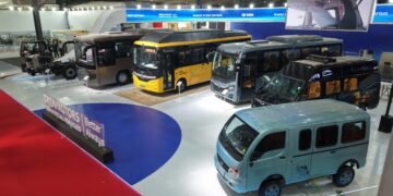 Tata Motors Showcases Next-Generation Passenger Mobility Solutions at Prawaas 5.0, Launches New Ultra Prime and Starbus Prime Range
