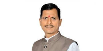 Astrologer Shrichand Shastri Honoured with Bharat Shreshtha Ratna Sanman 2026 for Preserving the Legacy of Vedic Astrology