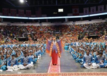 Historic Srimad Bhagavad Gita Parayana and World Peace Prayer Held in Dallas, USA, in the Divine Presence of His Holiness Sri Ganapathy Sachchidananda Swamiji