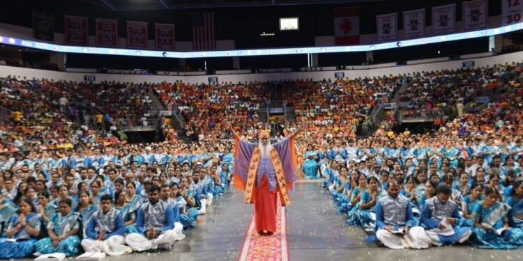 Historic Srimad Bhagavad Gita Parayana and World Peace Prayer Held in Dallas, USA, in the Divine Presence of His Holiness Sri Ganapathy Sachchidananda Swamiji