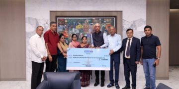 Bank of India presents Rs. 71 lakh accidental insurance claim to family of SRK Exports employee