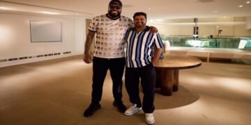 Cricket Legend Chris Gayle Confirms Kerala Visit to Support Defending Champions Kochi Blue Tigers in KCL Season 3