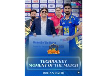 Techjockey CFO Akhilesh Nagpal Felicitates ‘Player of the Match’ at Delhi Premier League