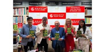 Nadir Godrej launches Dheeraj Gupta’s book ‘Loved By A Billion’.