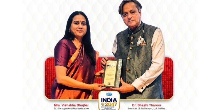 MET Honoured by Dr Shashi Tharoor at India@2047 Summit, IIT Delhi
