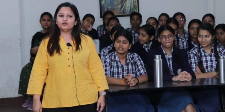 Dyslexia Symptoms in Children Often Mistaken for Laziness, Says Indore based Child Psychologist Dr Vini — Here’s What Parents Should Know Before Exam Season