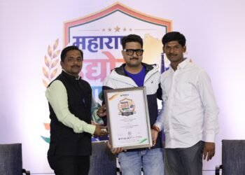 Mr. Nilesh Nishikant Landge Honoured for Excellence in Urban Co-operative Banking Services in Sangli