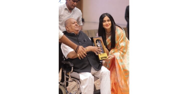 ‘Iconic Glory Awards 2026’ Held in Surat City