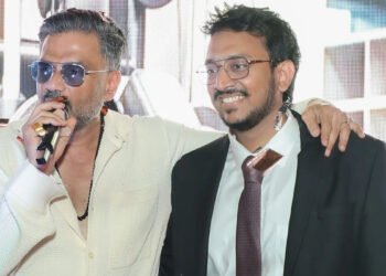 Suniel Shetty inaugurates Tungsten Fitness Club’s flagship Pune centre in Wanowrie