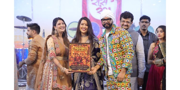 Singer Rashmi Aarya And Music composer and Director Ramji Gulati Promotes the song “Maiya Ke Sang “Across Mumbai’s Biggest Festive Celebrations, Receives Overwhelming Love from Devotees