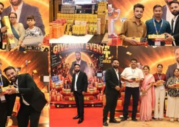 Indian Social Worker Rahul Gupta Supports Emerging Content Creators; Essential Equipments Distributed at Influencer Giveaway Event