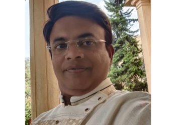 A Village Man with a World in His Home: Shri Shekhar Khomne of Khamgaon Turns Six Passions into a Treasure Trove for Learners