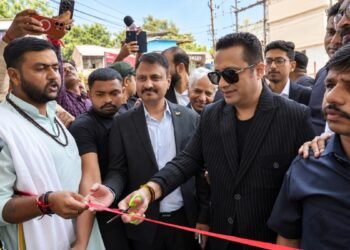 Dr Vivek Bindra’s Bada Business-Backed Branded Factory Expands into Navsari, Marking a New Chapter in Business Growth