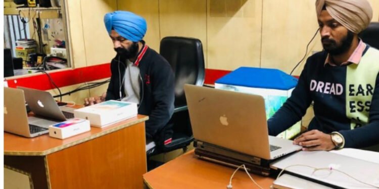 Solutionhubtech Brings Faster, More Transparent iPhone and iPad Repairs to Customers Across Delhi