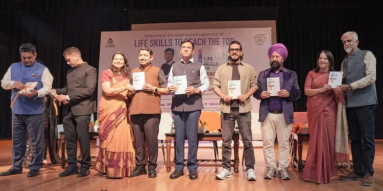 Union Minister for Sports Dr. Mansukh Mandaviya Launches the Book ‘Life Skills to Reach the Top’ at IIT Delhi in a Jam-Packed Auditorium
