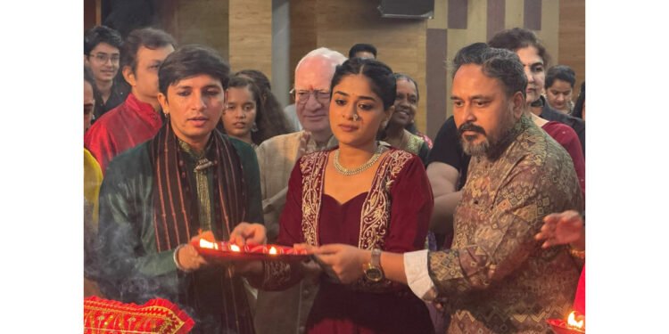 Ancient Garba from Gujarati Film ‘Amba’ Creates a Divine Atmosphere at Gujarat Media Club’s Special Garba Night in Ahmedabad