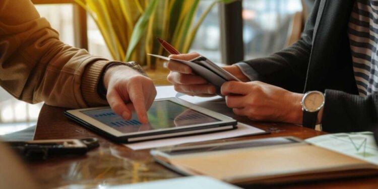 Common Financial Habits That Help Investors Manage Loan Repayments