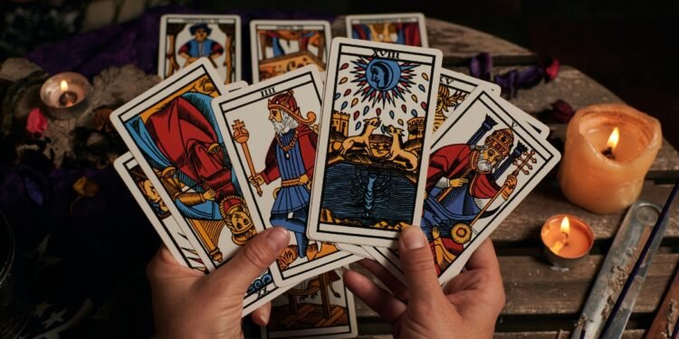 Beyond Predictions: How Tarot Is Becoming a Tool for Self-Reflection, Confidence and Everyday Decision-Making