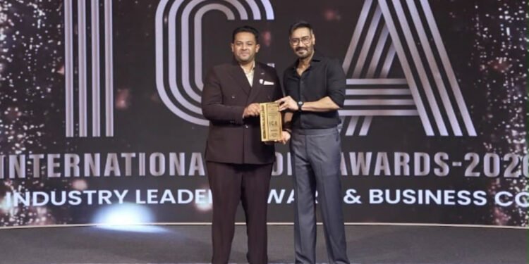 Una Entrepreneur Shubham Jain Honoured by Ajay Devgn as Wudware Wins Emerging Brand Award